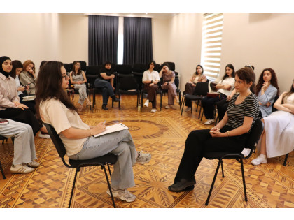 Humel Psixologiya Mərkəzində Psixologiya Tələbələri üçün Praktiki Staj Proqramı Davam Edir